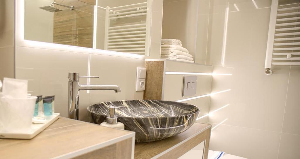 Apartament Loft Centrum Apr-Kws Z Garazem Faktvat Кельце Экстерьер фото